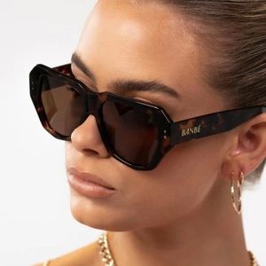 NWT BANBÉ Eyewear The Adut Havana-Brown Sunglasses